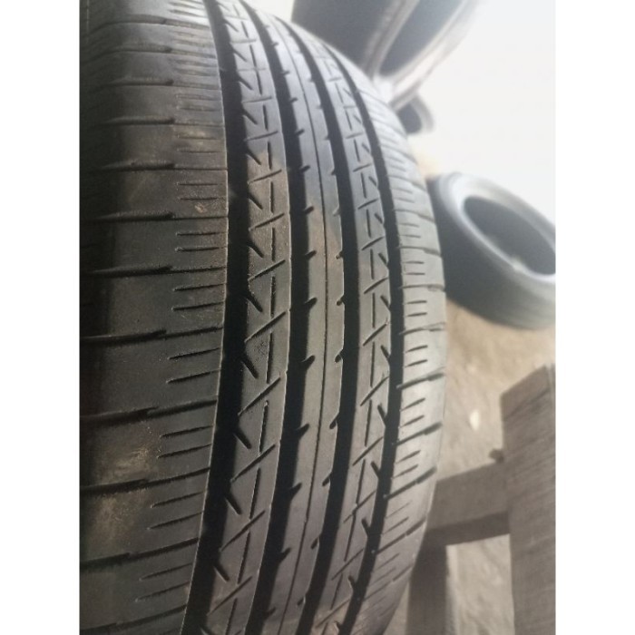 BRIDGESTONE TURANZA 195 50 R16 RING 17COPOTAN SECOND BEKAS BAN MOBIL