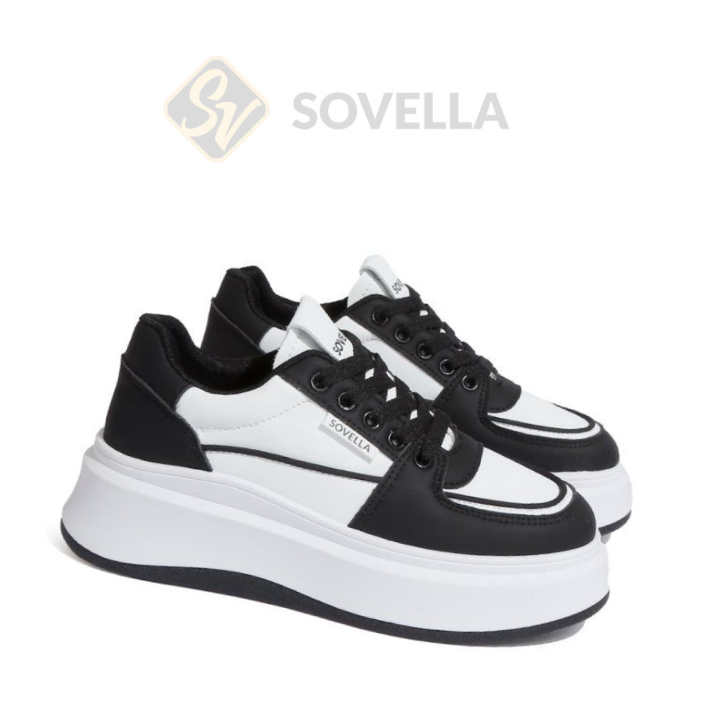 Sepatu Korea / SOVELLA Leia Sepatu Wanita Sneakers Hitam Putih