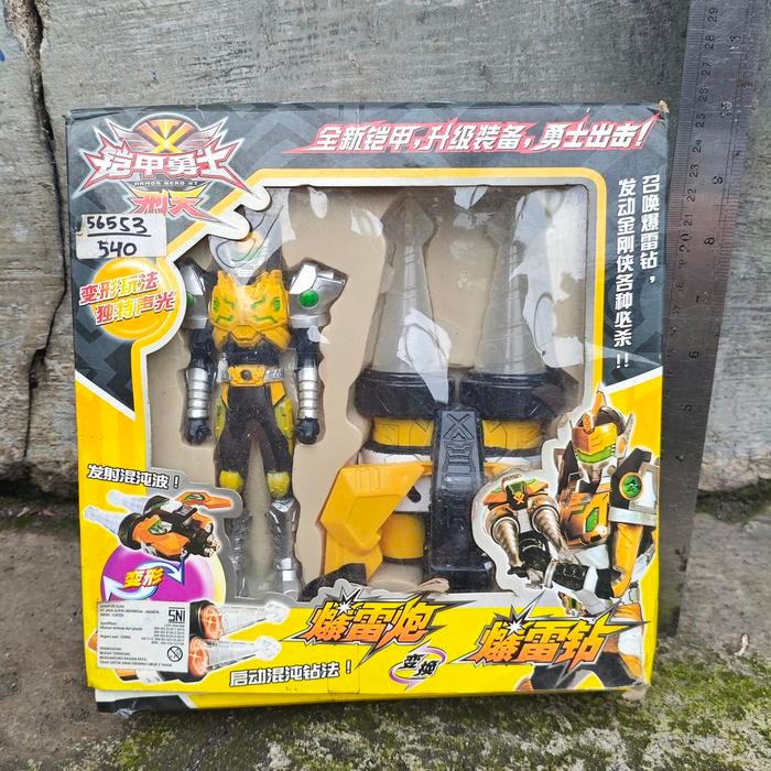 AKO,,, Mainan Action Figure7' Armor Hero XT Macho Thunder Drill New Old Stock 2ND
