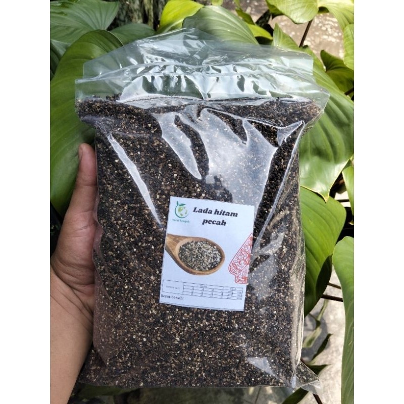 

Lada Hitam Pecah (1 Kg)/Black Pepper Crushed