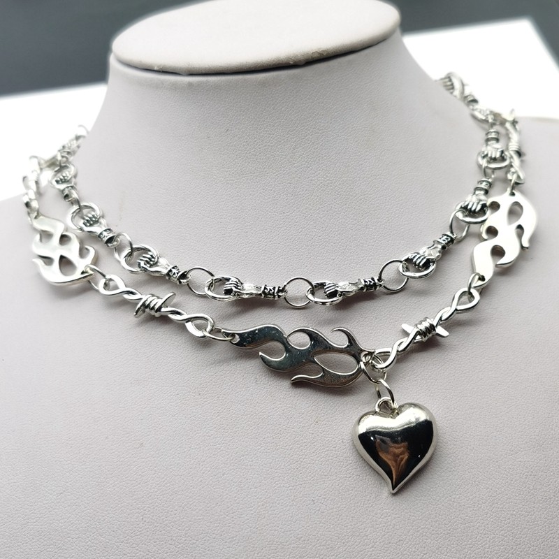 Small Wire Brambles Iron Thorns Peach Heart Choker Flame Necklace Women Hip-hop Gothic Punk Barbed W