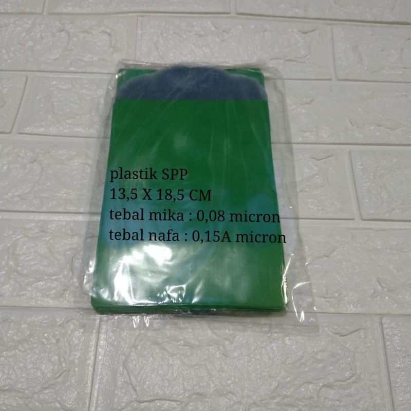 

plastik SPP kombinasi warna 13,5 X 18,5 CM,,,,1pak ( isi 100pcs )