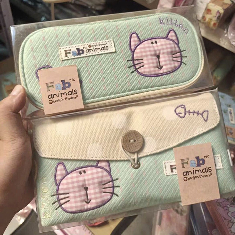

Kawaii Kitten Dual Section Pen Pouch, Large Storage Student Pencil Box Office Stationery Holder.