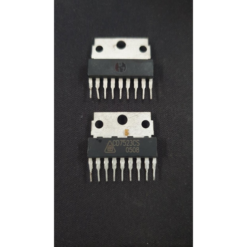 sPaRePaRt IC CD7523CS CD 7523 CS IC TV Circuit persamaan AN7523 AN17823A