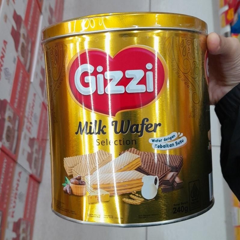 

Gizzi Milk Wafer Selection Assorted Wafer Tin 240gr
