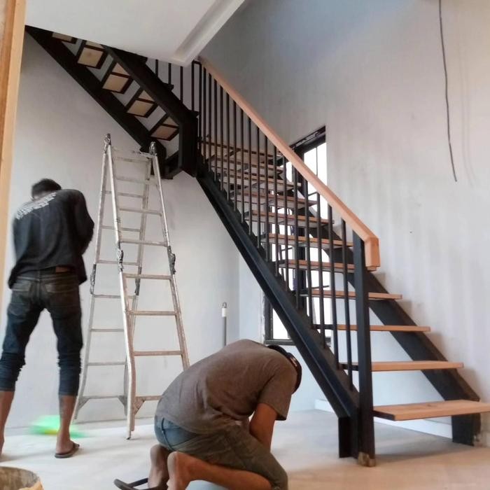 Tangga rebah / railing tangga / tangga modern