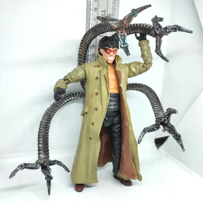 AKO,,, Action Figure 6.5' Spider Man Doctor Octopus Doc Ock Toybiz Custom 2ND