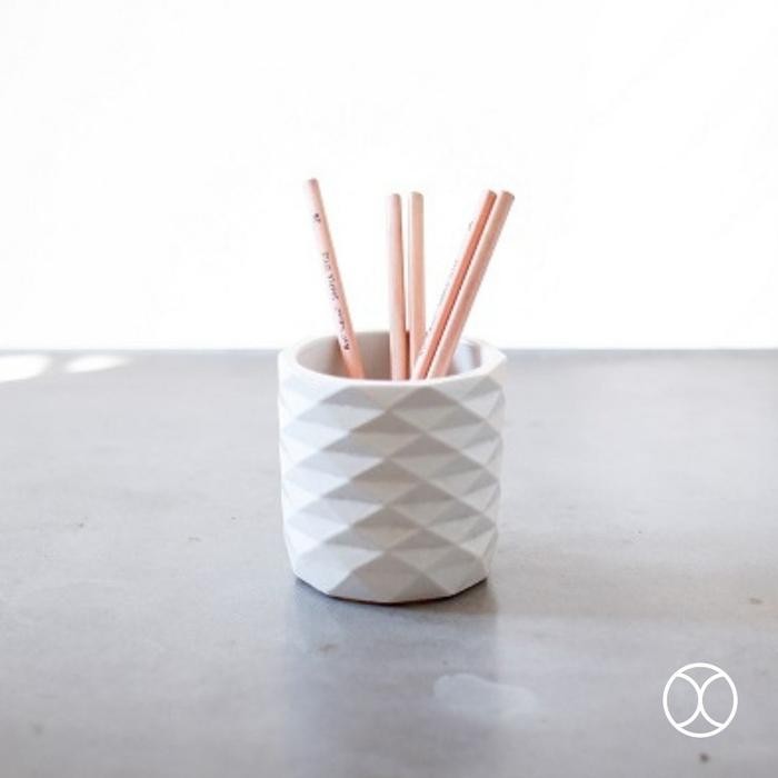 

CONCREATE Desk Organizer Acadia 8 cm / Stationery Organizer / Holder - Putih