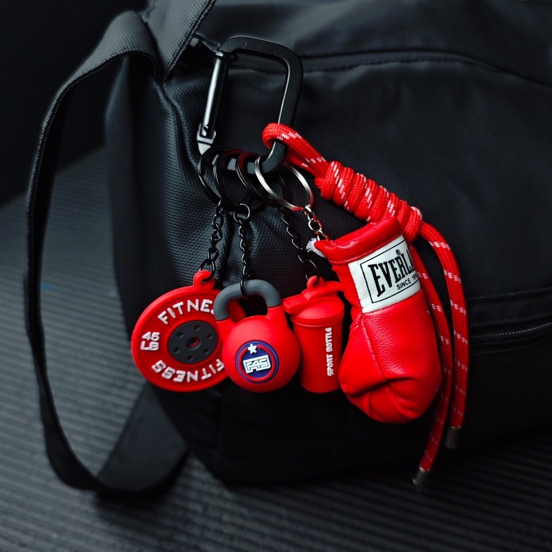 

New Leather Boxing Gloves Keychain Set Mini Fitness Kettlebell Barbell Plates Keychain Luxury Bag Pendant For Sports Enthusiasts