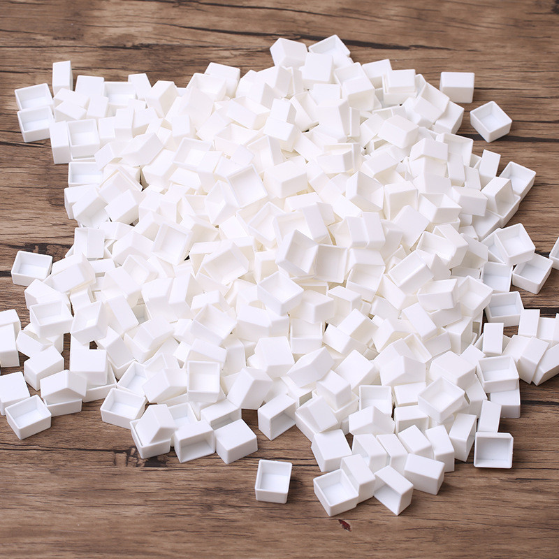 

25/50/100pcs 2ml White/Transparent Color Empty Plastic Half Pan Watercolor Paint Grid Pans for Watercolor Acrylic Oil Paints