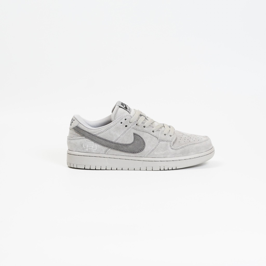 SB Dunk Low Pro Champion Grey