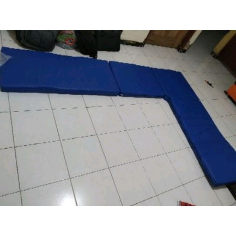 Busa duduk lesehan oscar kulit sintetis kursi sudut kayu jati bantal sofa