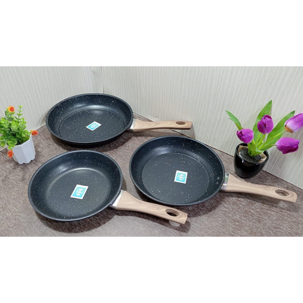 Frypan / Teflon Ugo ukuran 20-26