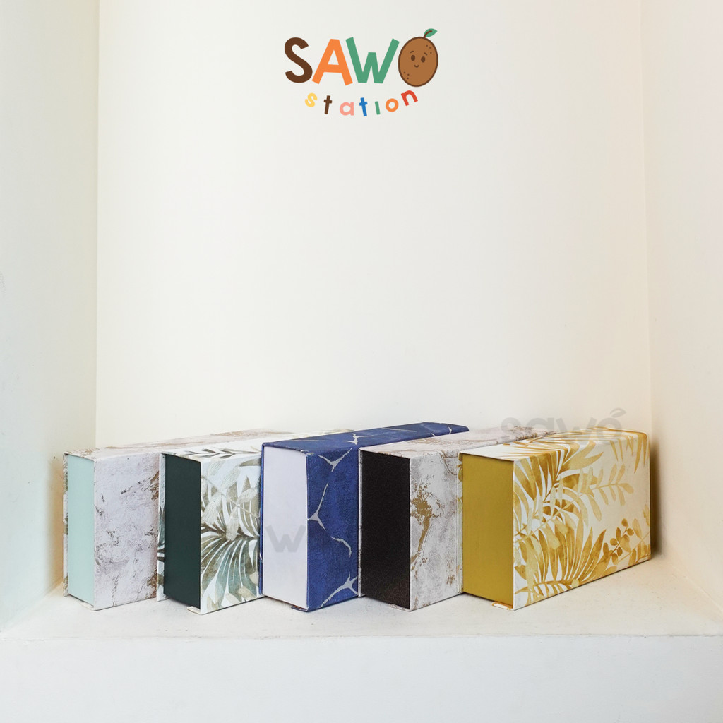 

Magnetic Book Style Hardbox 16x28x8cm Premium Gift Box with Magnetic Lid Hardbox Kado Elegan Motif