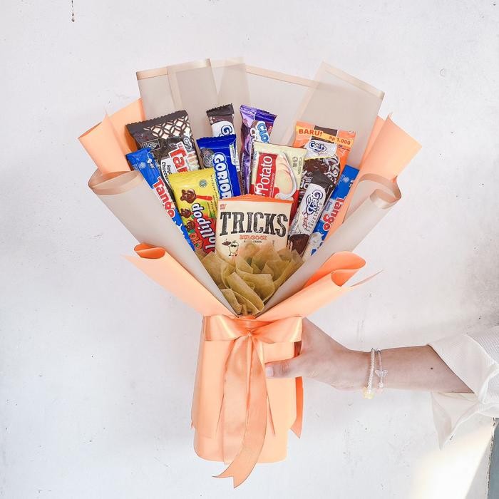 Buket Snack Small Medium Large Wisuda Birthday Gift Bouquet Makanan Kecil Gift Handmade