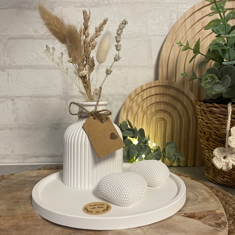 

DIY Woven Heart Candle and Striped Vase with Circular Glossy Tray Gypsum Concrete Ornament Resin Silicone Mold Decorative Crafts