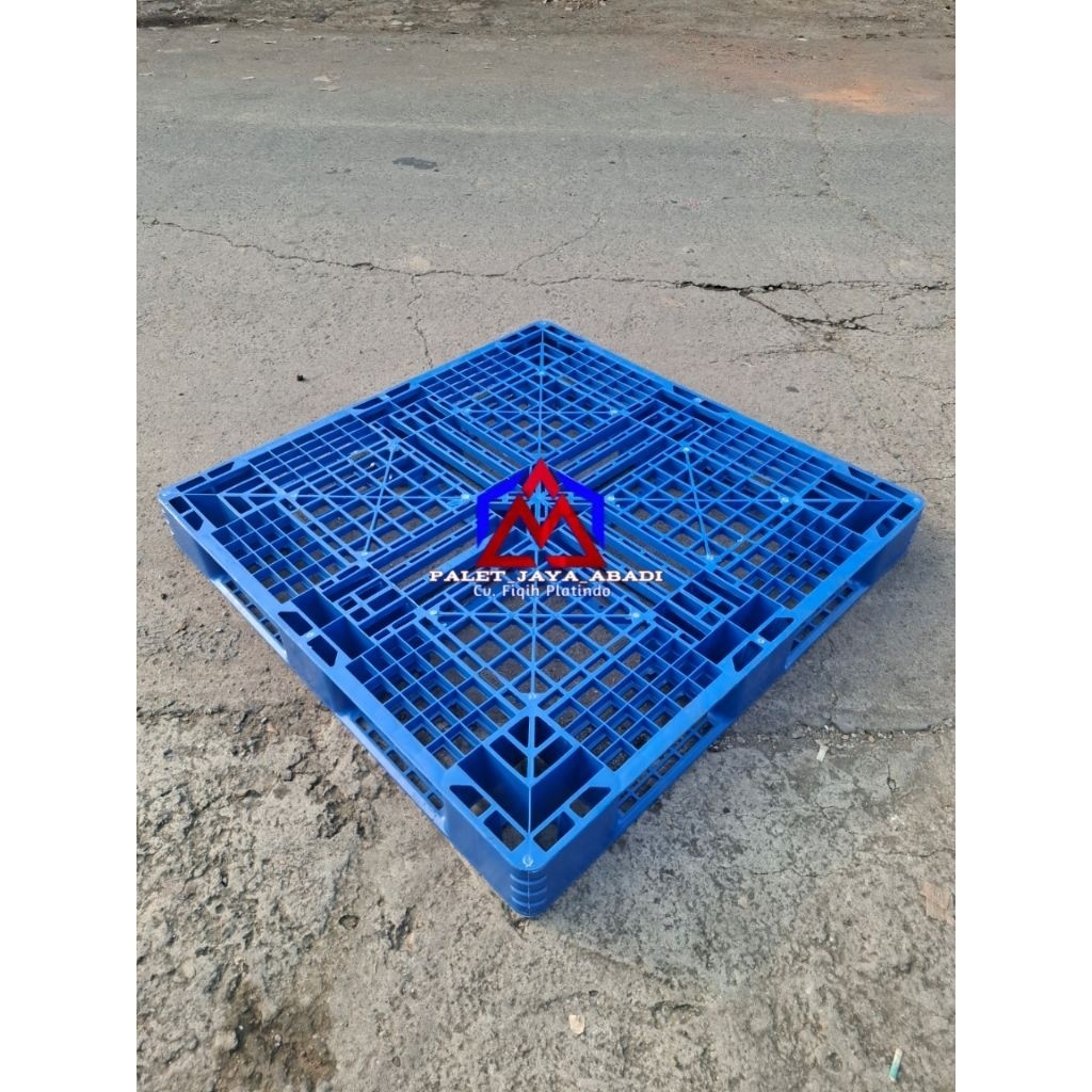 

Palet plastik bekas berkualitas Uk 110x110x12cm