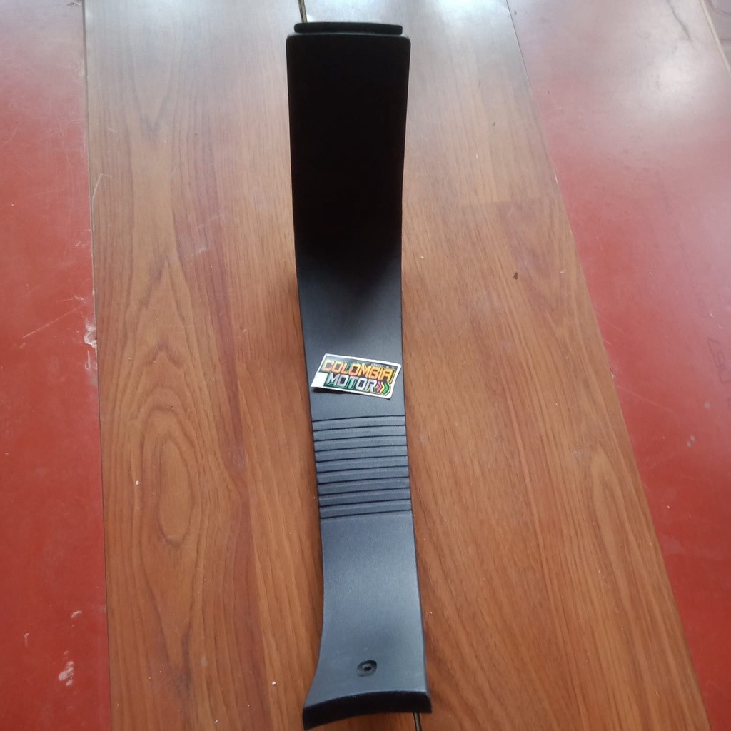 Leksil tengah satria 2T Legshield tengah satria 2T Leksil kontak satria 2T 48131-21D10L000 (AM)