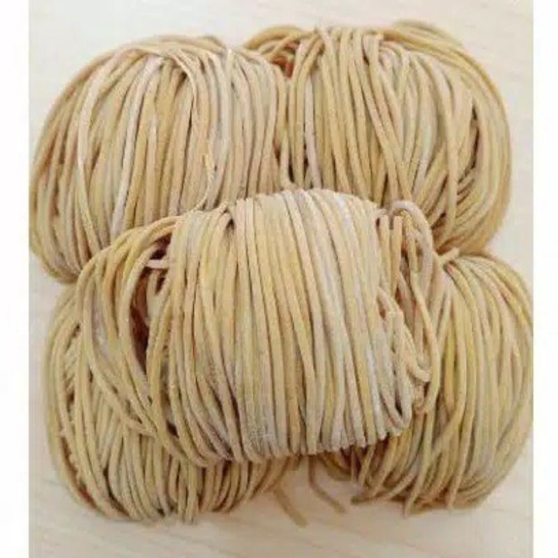 

Mie Ayam Mentah / Mie Mentah / Berat 1000 gram