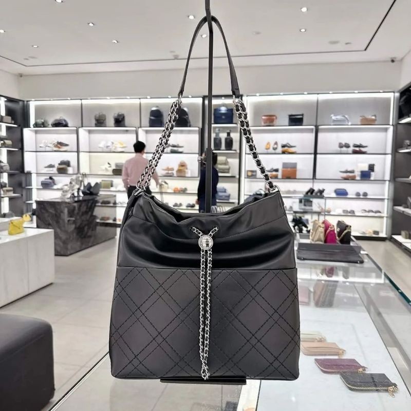 PDRO Cala Quilted Drawstring Tote