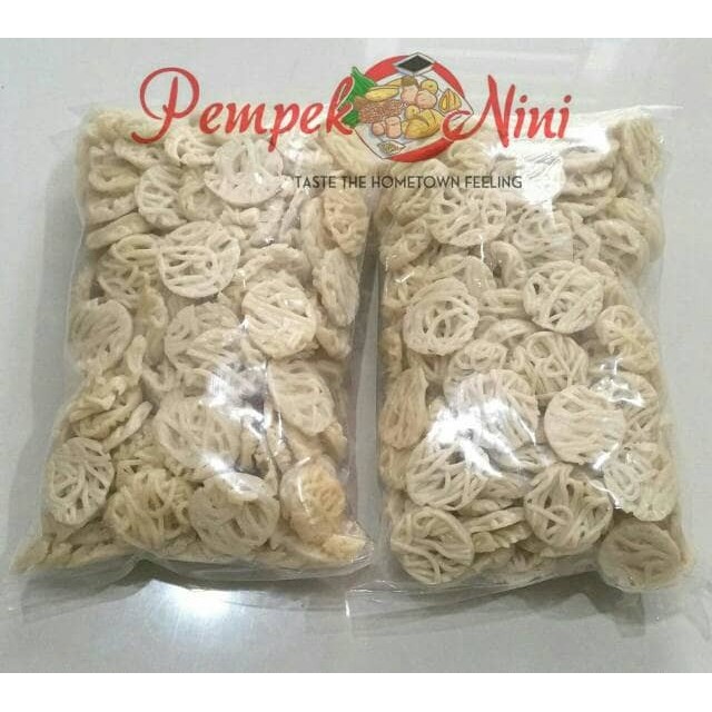 

cocoonrebirth Kerupuk Keriting / Mawar (mentah) ikan Tenggiri asli Palembang