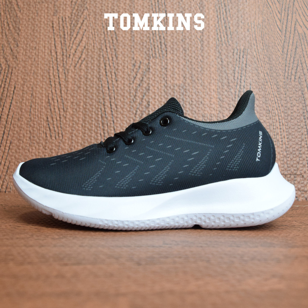 TOMKINS Devara - Hitam Putih Sepatu Sekolah Wanita