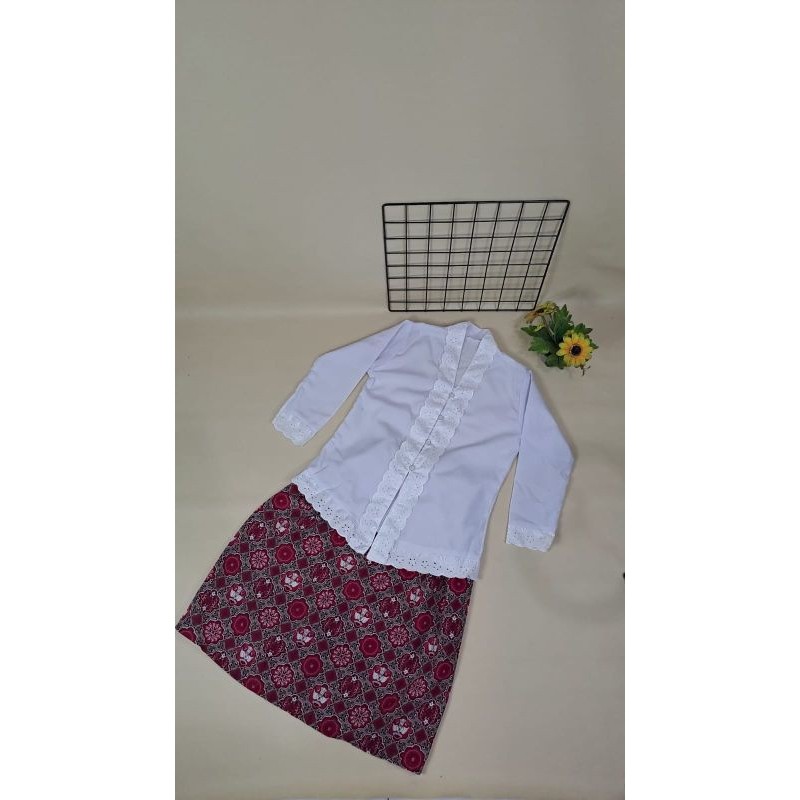 kebaya encim/kebaya sd/tk perempuan 5-12 tahun/ baju kebaya anak perempuan terkiniCO