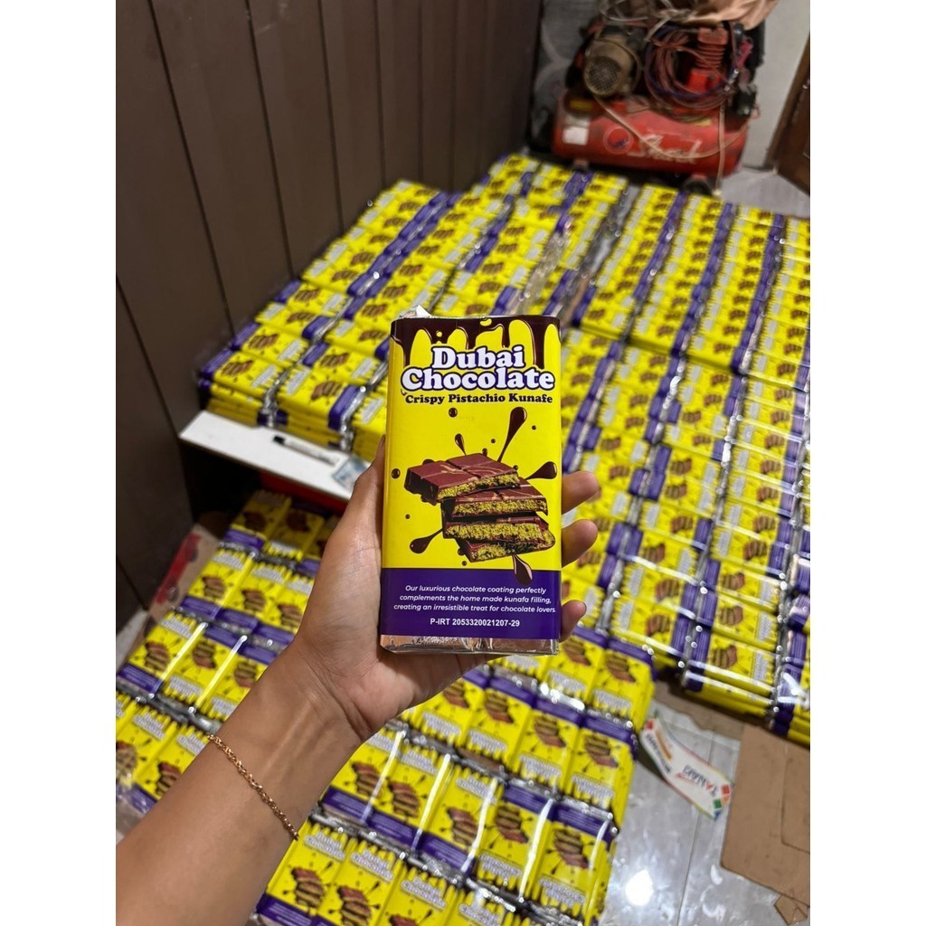

COKLAT DUBAI new coklat [ BESAR ] Dubai Coklat pistachio kunafe Chocolate original ukuran 16x8 besar JUMBO VIRAL