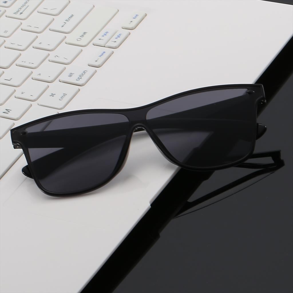 Kacamata Hitam Pria Polarized Kacamata Sport SKMEI Fashion SG1014 Onisto.id