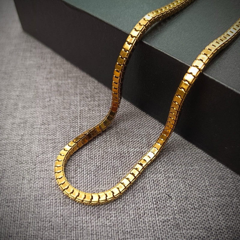 KALUNG TITANIUM MILANO GOLD ANTI KARAT PRIA DAN WANITA FULL TITANIUM DAN ASLI MILANO