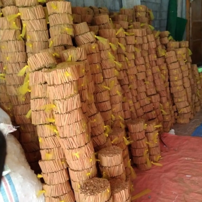 

TERJUAL Rempah Kayu Manis 1 Kg Cinnamon Cutting Asli Kerinci Berkualitas