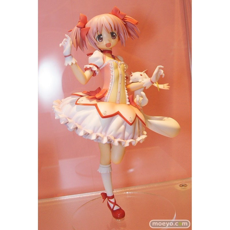 (Pre Order) Figure Mahou Shoujo Madoka Magica - Kaname Madoka & Kyuubey (Good Smile Company)