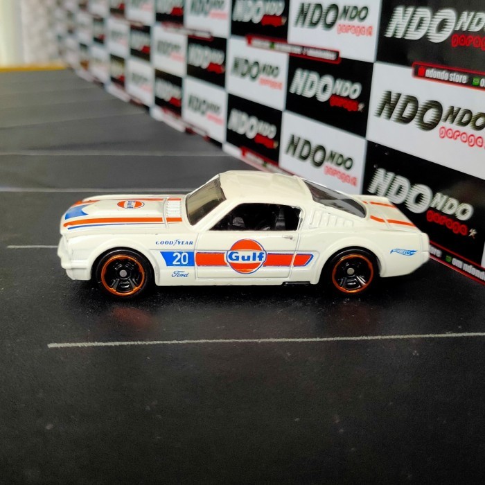 SP99 Hot Wheels 65 Mustang Fastback White Gulf Loose 2020 Exclusive Recolor