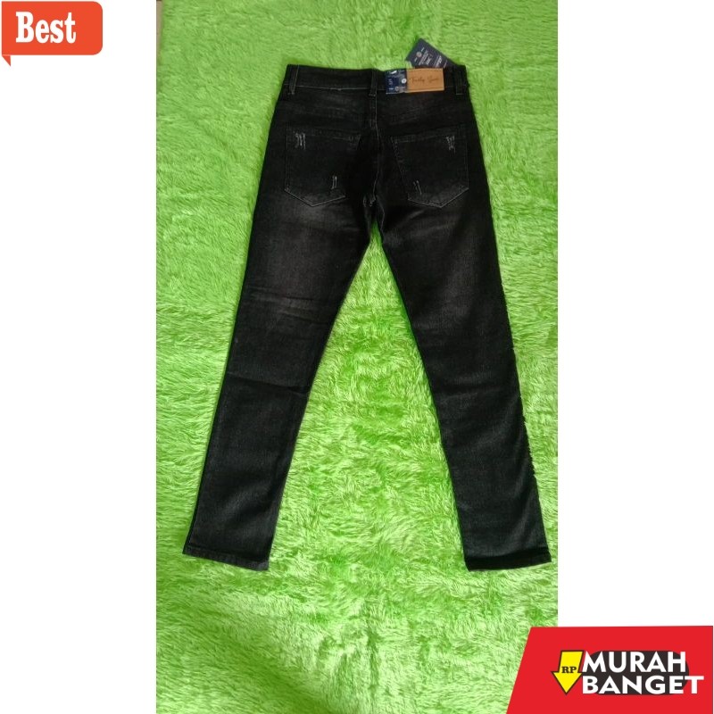 celana panjang pria yang lagi trend Celana Panjang Sobek Catur