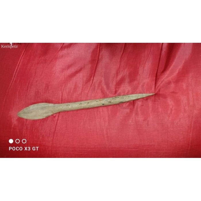 

tomba k pusaka sepuh era majapahit bkn megantoro sengkelat kamarogan murah antik