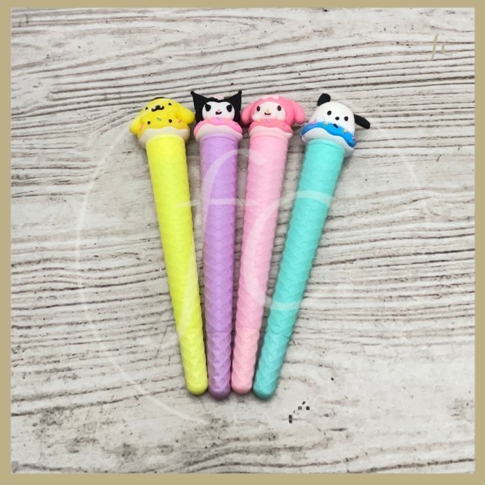 

Pen / Pulpen Gel Karakter Es Krim / Ice Cream Cone SANRIO V2 PGK-1523 Tinta Hitam Kuromi My Melody Pompompurin Pochacco Hadiah Bingkisan Merchandise Alat Tulis ATK Anak Lucu Harga Grosir Ready COD