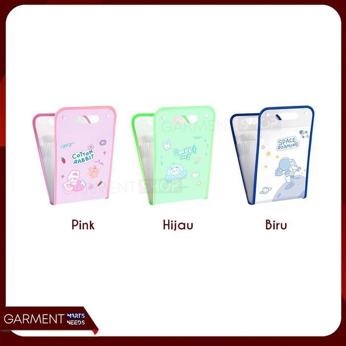 

[Produk Baru Berkualitas Garansi] Tas Map File Mika Anti Air Multilayer With Handle Folder Dokumen Kerja Sekolah 13 Sekat Map Kertas A4 - RANDOM Paling Laris