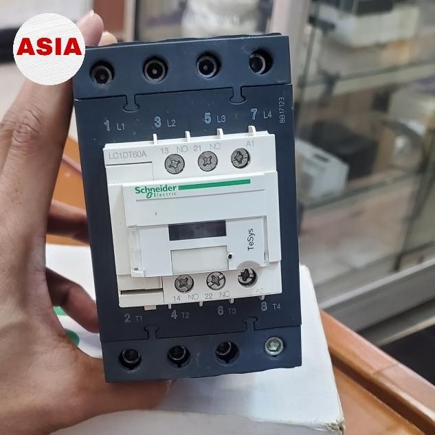 KONTAKTOR LC1DT60 4P 60A SCHNEIDER ORIGINAL