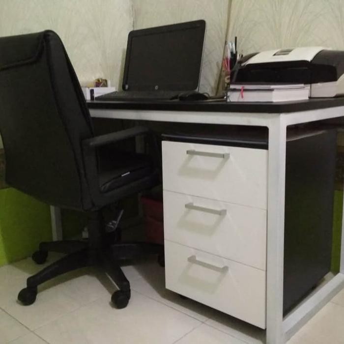 set Meja kerja kursi dan laci / meja laptop/ meja kantor/ meja belajar - hanya meja