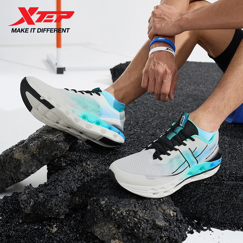 Xtep Reactive Coil 11.0 Running Shoes For Men 2024 Summer Elasticity Sole Sports Shoes Rebound Cushi