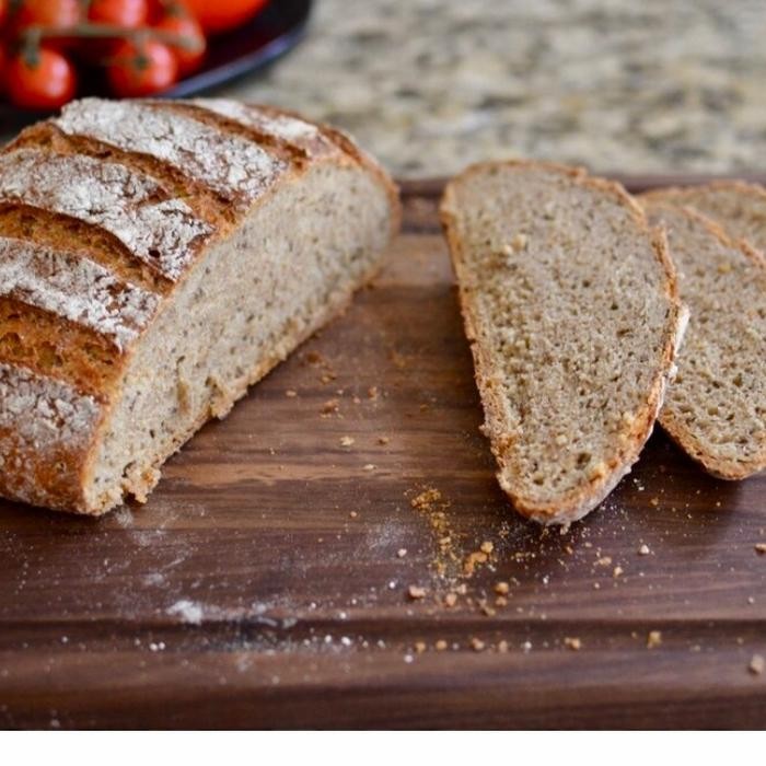 

SOURDOUGH RYE BREAD - sliced/potong