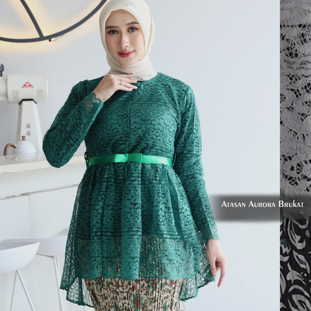 Hijau Botol I Atasan & Setelan 𝗞𝗲𝗯𝗮𝘆𝗮 𝗔𝘂𝗿𝗼𝗿𝗮 𝗕𝗿𝘂𝗸𝗮𝘁 / Kebaya Brukat Baju Kurung / Kebaya Wisuda / Ke