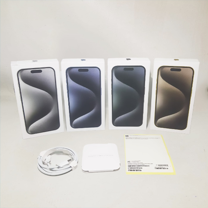 

KOTAK/DUS/BOX 15 PRO + KABEL TYPE C TO C