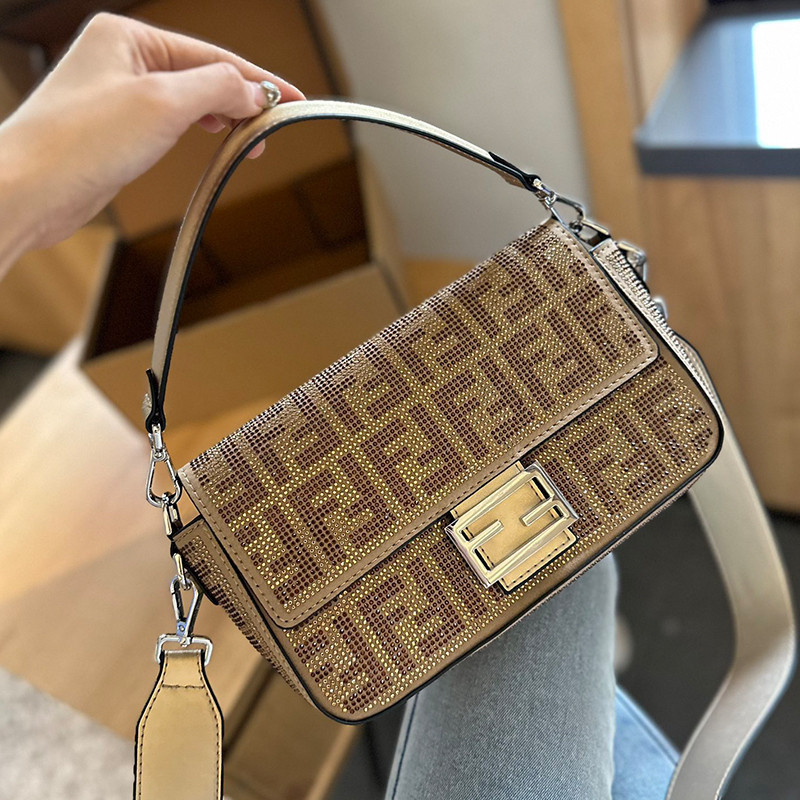 New Counter ORI Original 2024 (with Box) Fendi Spring/Summer Capsule Series Baguette Handbag Silver 