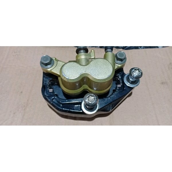 kaliper rem .pala babi .rem bagian bawah yamaha jupiter z original copotan pnp nouvo z .nouvo lele R