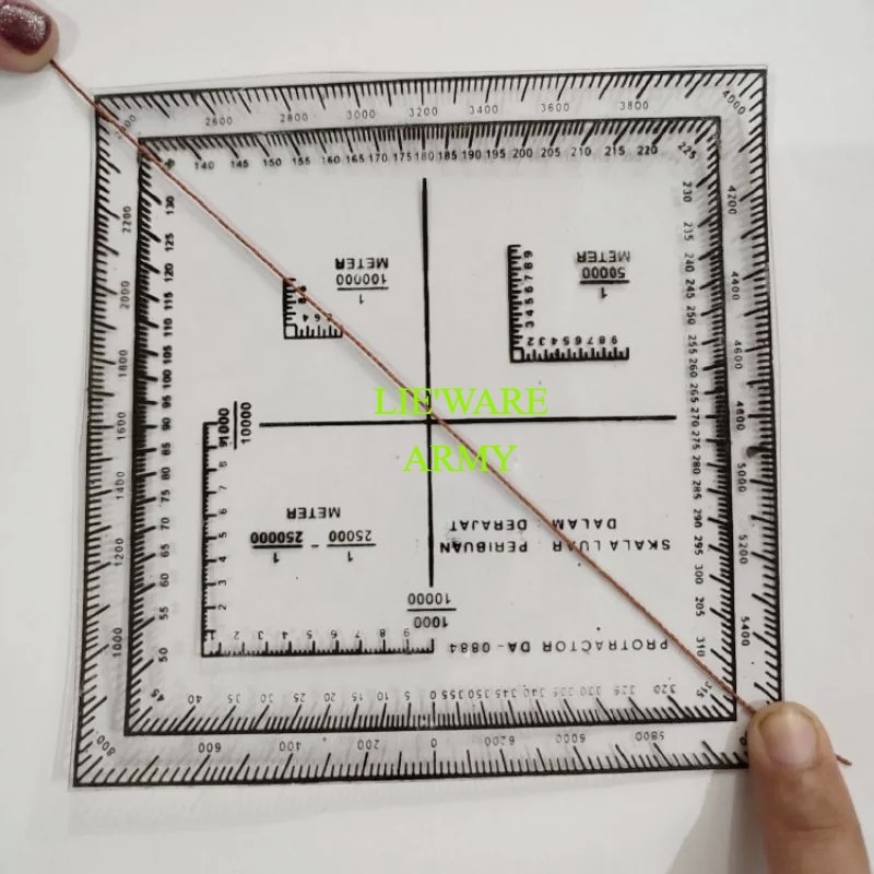 

Protector Navigasi Orienteering Douglas / Protractor Alat Penggaris Peta Busur Derajat