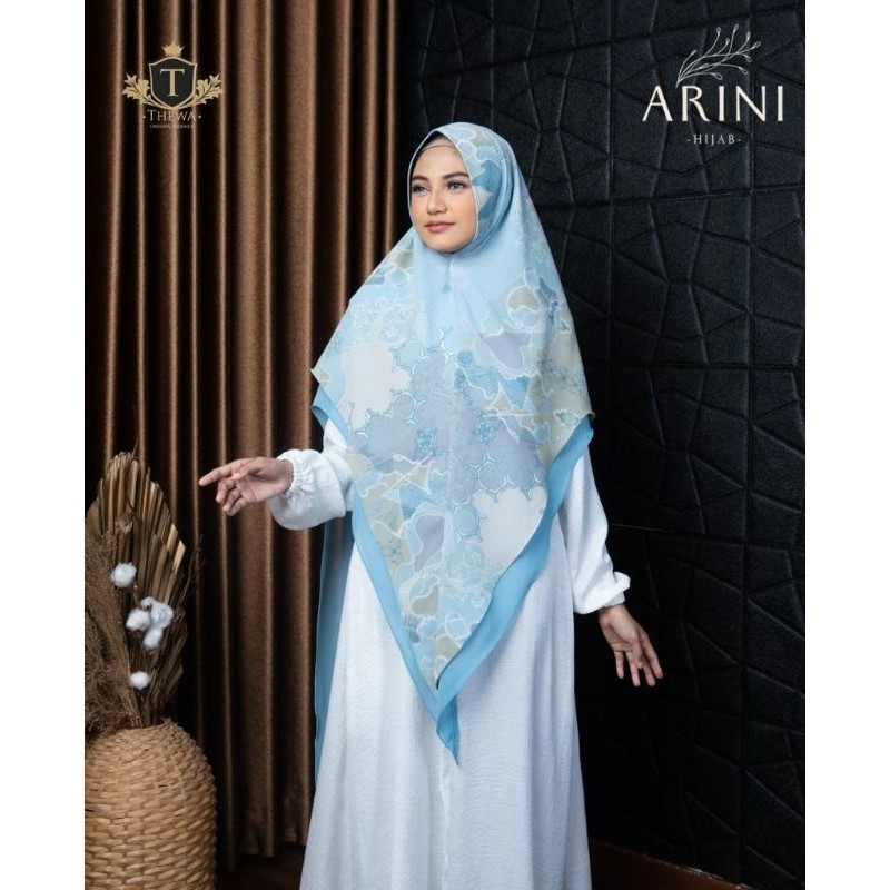 Hijab motif // khimar motif arini // jilbab instan motif // kerudung syar'i motif // thewa hijab