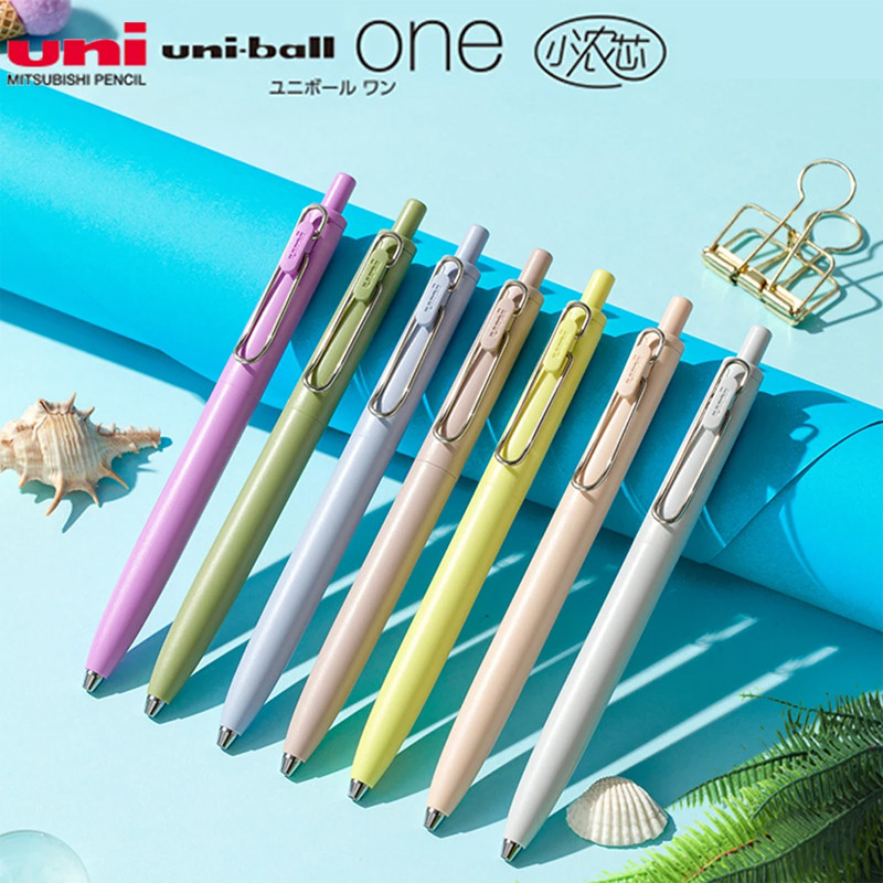 

UNI Uni-ball One Small Thick Core Gel Pen UMN-SF Summer Limited Low Center of Gravity 0.5/0.38mm Black Signature Pen Stationery