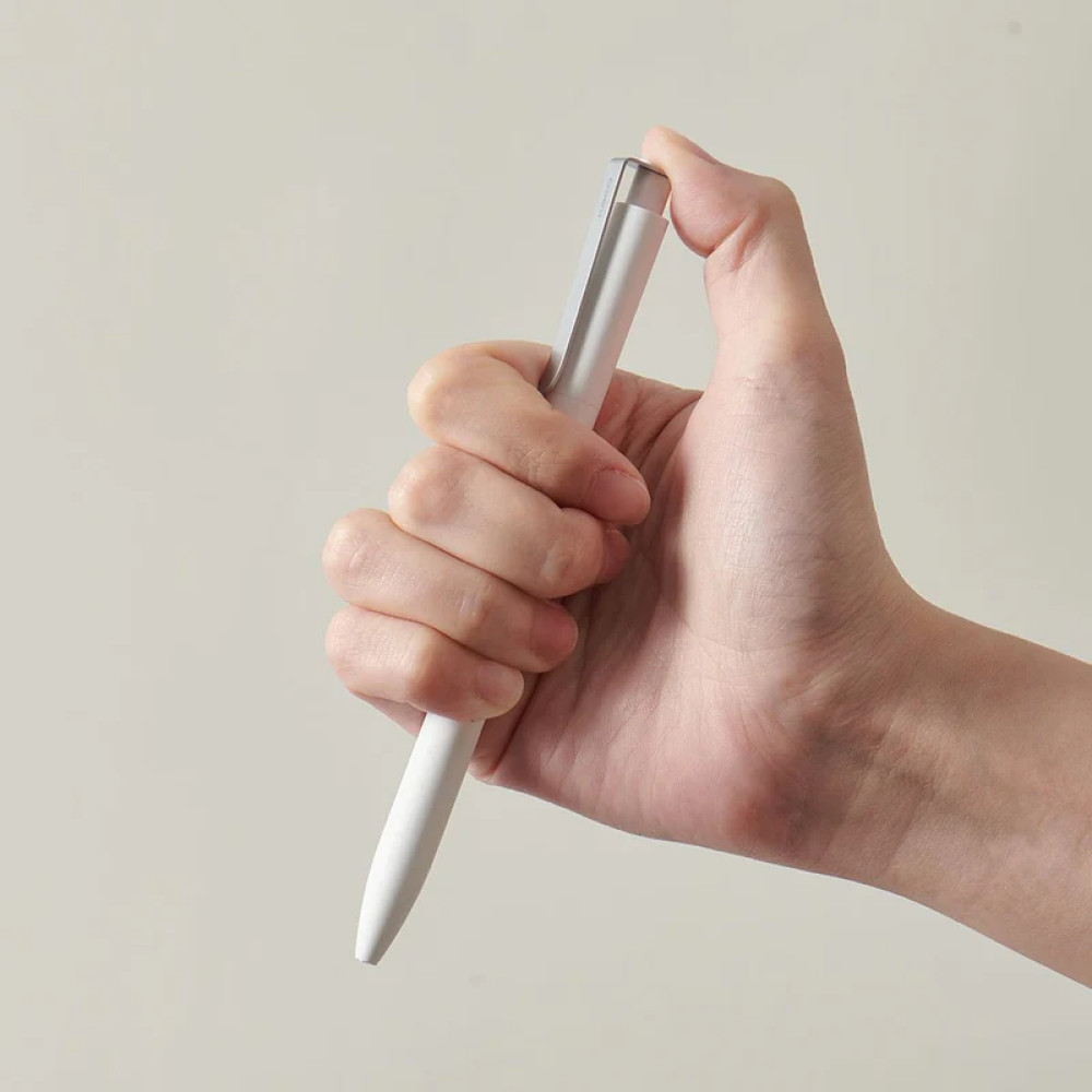 

Kaco DAILY Gel Pen Pena Pulpen Bolpoin Tinta Hitam 0.5mm 1 PCS - K1063