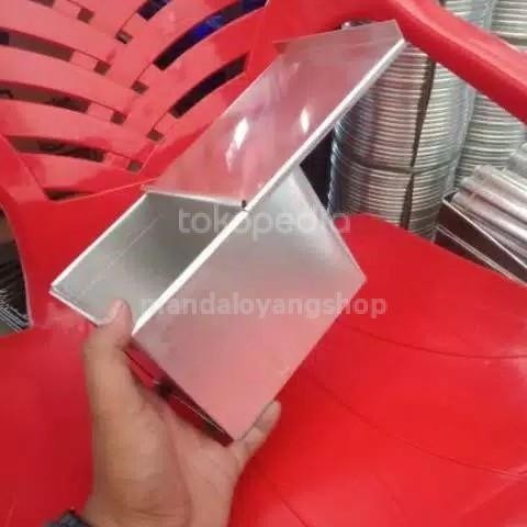 LOYANG ROTI TAWAR TUTUP KUBUS UK 15X12X12
